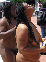 Ebony pairs nude in the public